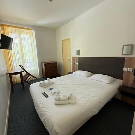 Hotel St Sebastien Рокебилиер Екстериор снимка