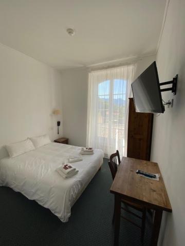 Hotel St Sebastien Рокебилиер Екстериор снимка